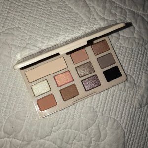 Mini Too Faced White Chocolate Chip Palette